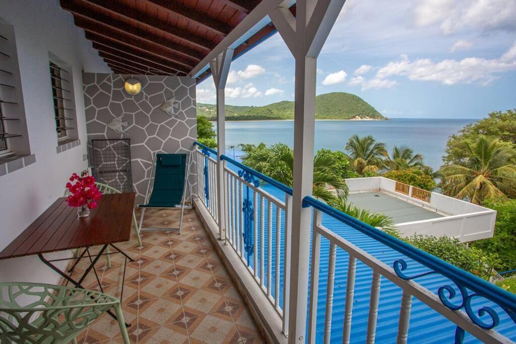Appartamento Vwe Moun Bay Deshaies Esterno foto